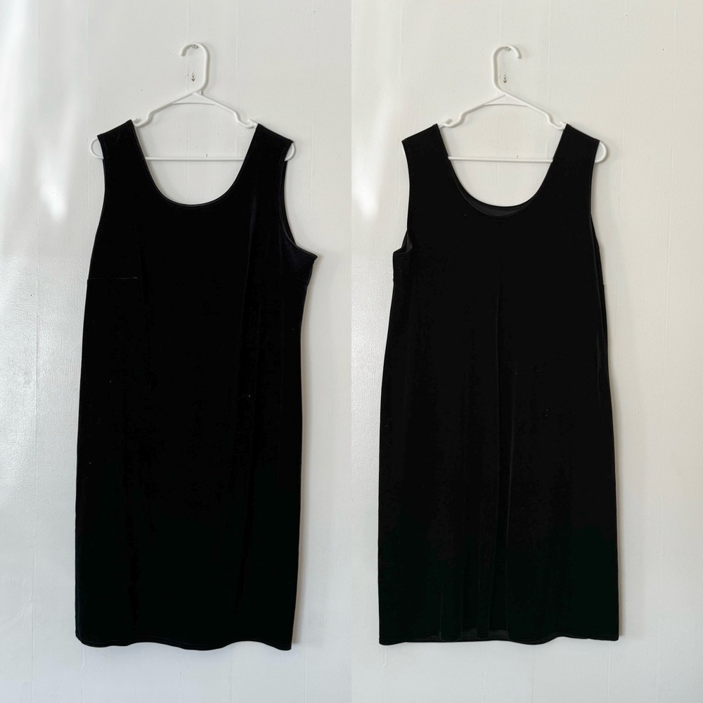 Vintage Unbranded Velvet Size 20 Little Black Mini Dress